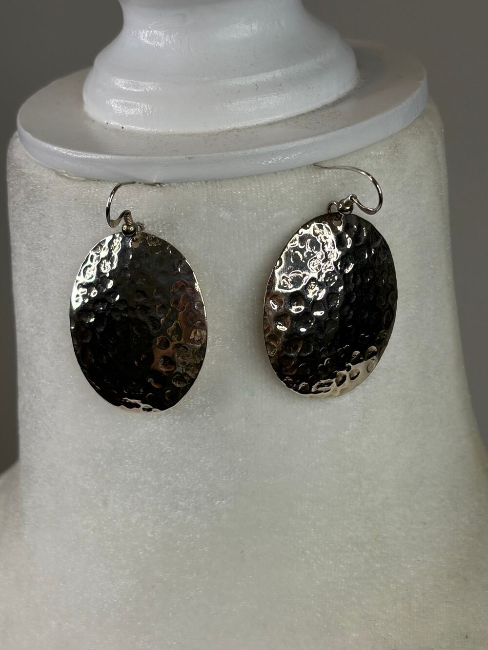 Hammered Oval Dangle Earrings NF 925 Thailand Sterling Silver Pierced Ear